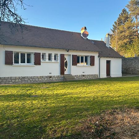 Maison Au Calme Avec Riviere A Cote De Chartres Saint-Prest Pokój zdjęcie